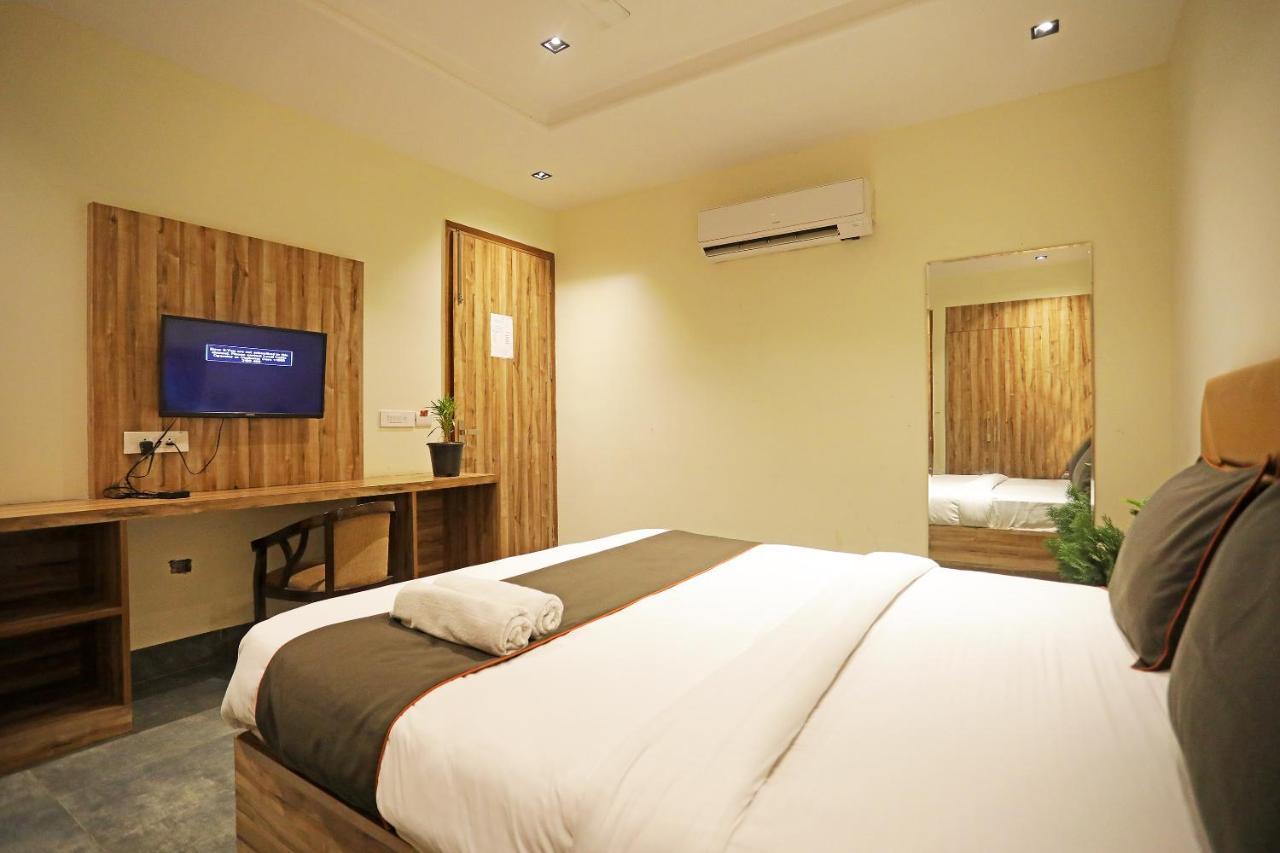 Hotel Goodluck Suites Near Delhi Airport New Delhi Exterior foto